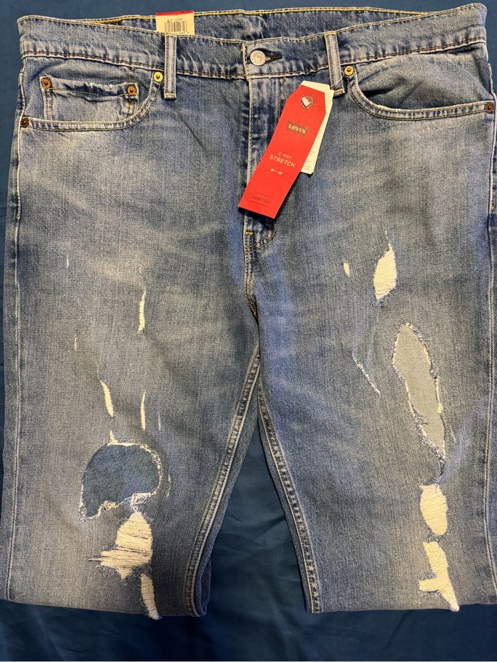 Levi's Men's Light Blue Slim fit Jeans